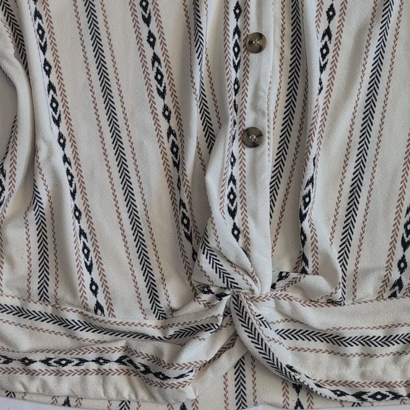 Striped Button-Down Detail Top - Picture 3 of 6